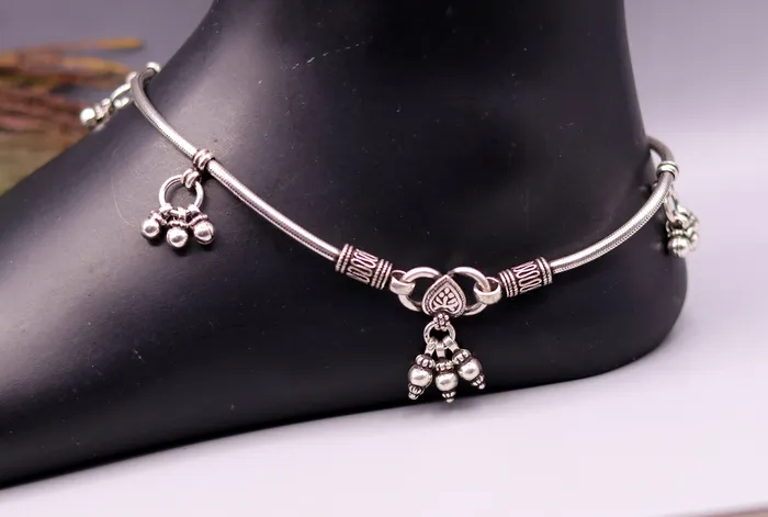 Bracelets TRIBAL ORNAMENTS handmade 925 Sterling silver handmade vintage antique design stylish anklet foot bracelet hanging bells tribal belly dance jewelry ank29 Bracelets TRIBAL ORNAMENTS handmade 925 Sterling silver handmade vintage antique design stylish anklet foot bracelet hanging bells tribal belly dance jewelry ank29