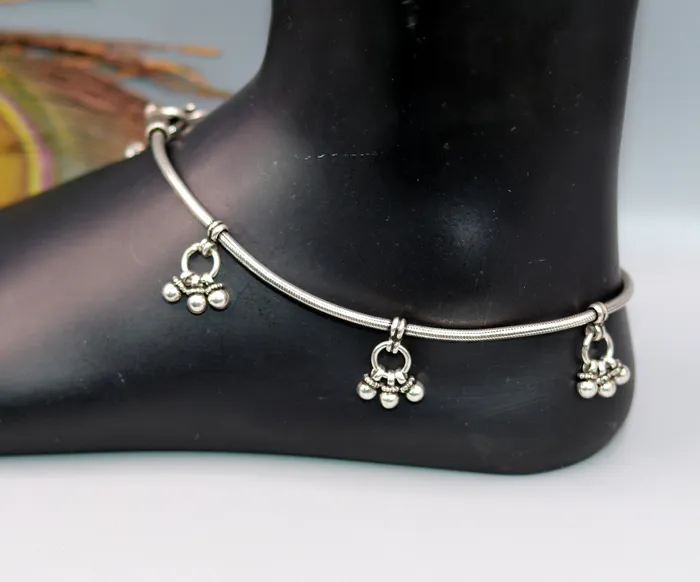Bracelets TRIBAL ORNAMENTS handmade 925 Sterling silver handmade vintage antique design stylish anklet foot bracelet hanging bells tribal belly dance jewelry ank29 Bracelets TRIBAL ORNAMENTS handmade 925 Sterling silver handmade vintage antique design stylish anklet foot bracelet hanging bells tribal belly dance jewelry ank29