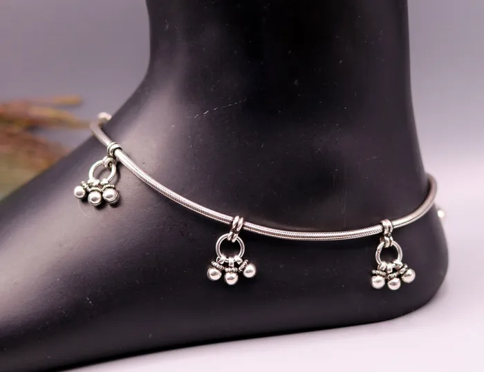 Bracelets TRIBAL ORNAMENTS handmade 925 Sterling silver handmade vintage antique design stylish anklet foot bracelet hanging bells tribal belly dance jewelry ank29 Bracelets TRIBAL ORNAMENTS handmade 925 Sterling silver handmade vintage antique design stylish anklet foot bracelet hanging bells tribal belly dance jewelry ank29