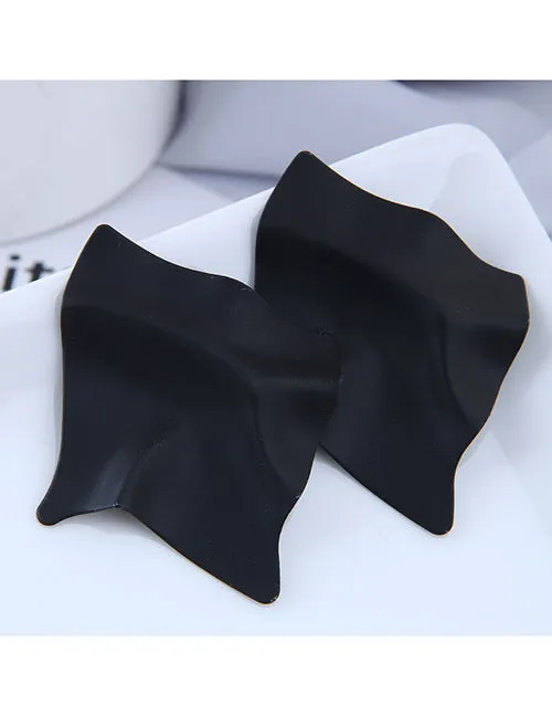 E767 Black Metal Geometric Earrings 02 Earrings