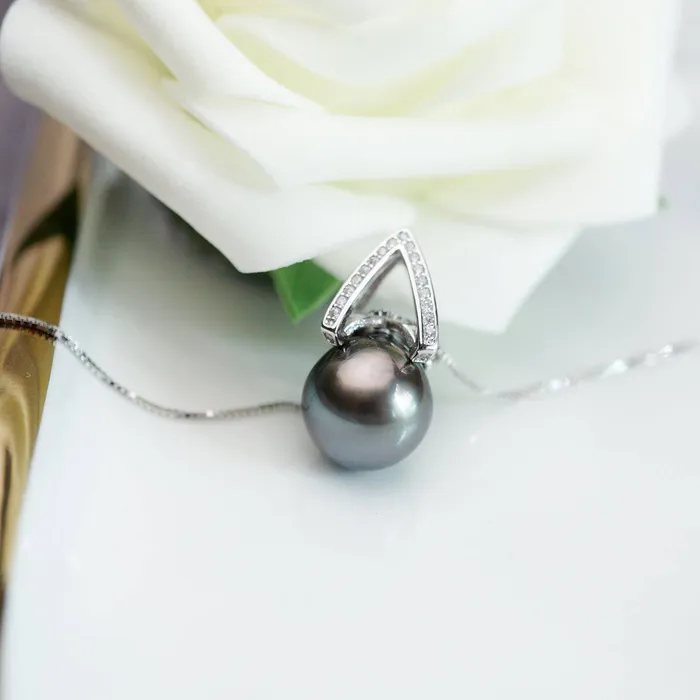Earrings Elegant Saltwater Tahitian Pearl Set WS00007 Pearly Lustre