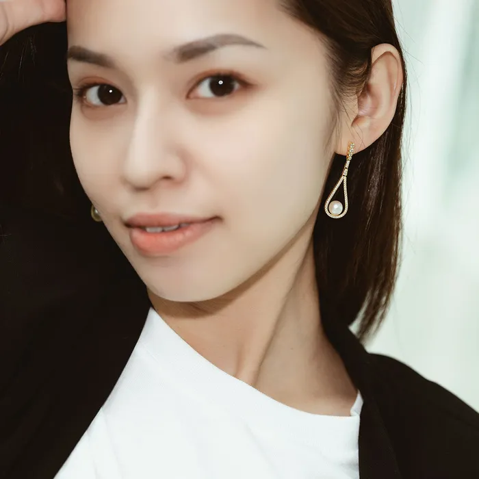 Elegant Freshwater Pearl Earrings WE00378 Pearly Lustre Earrings