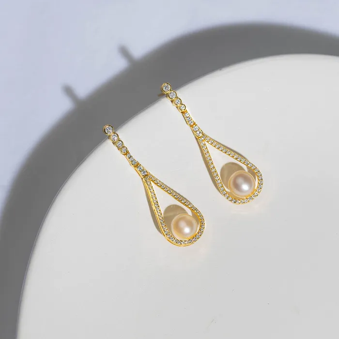 Elegant Freshwater Pearl Earrings WE00378 Pearly Lustre Earrings