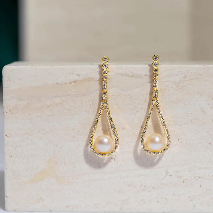 Elegant Freshwater Pearl Earrings WE00378 Pearly Lustre Earrings