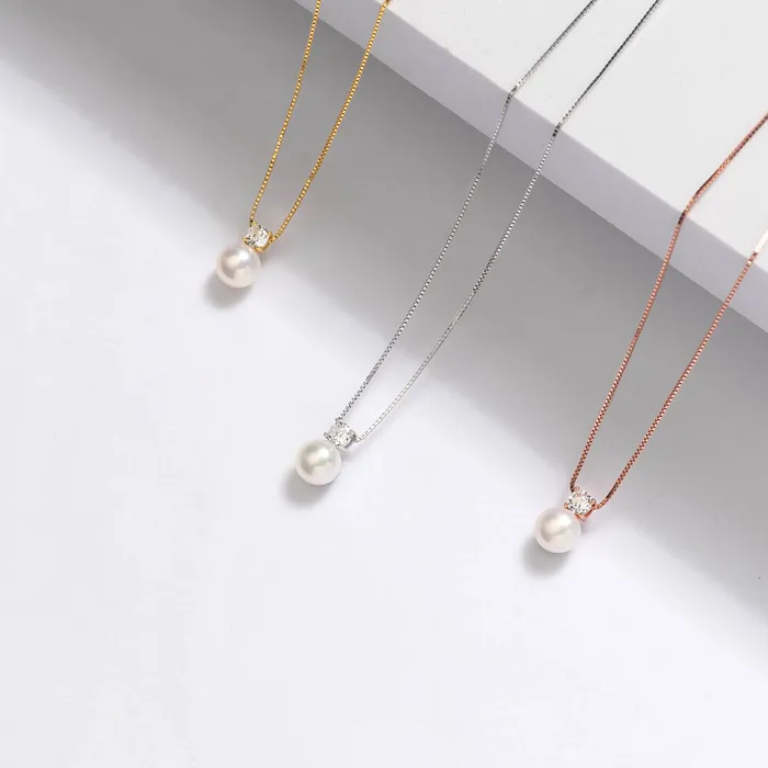 Elegant Freshwater Round Pearl Necklace WN00268 Pearly Lustre Necklaces