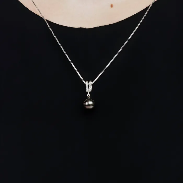 Elegant Tahitian Pearl Necklace WN00706 Pearly Lustre Necklaces
