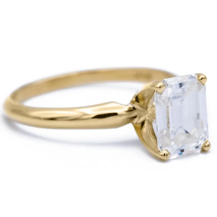 Fire Brilliance Emerald Moissanite 4 Prongs FANCY Solitaire Ring Rings