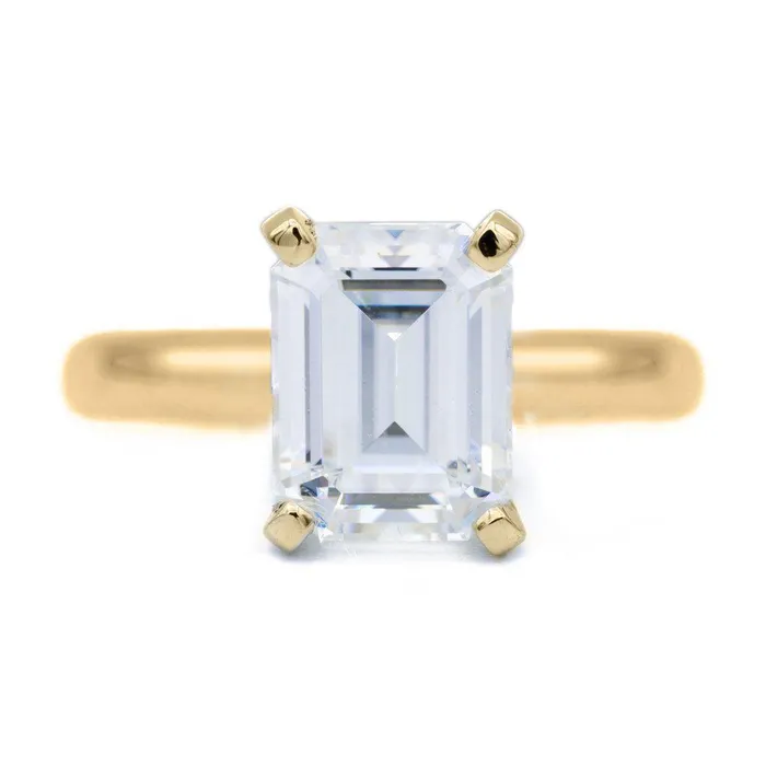 Fire Brilliance Emerald Moissanite 4 Prongs FANCY Solitaire Ring Rings
