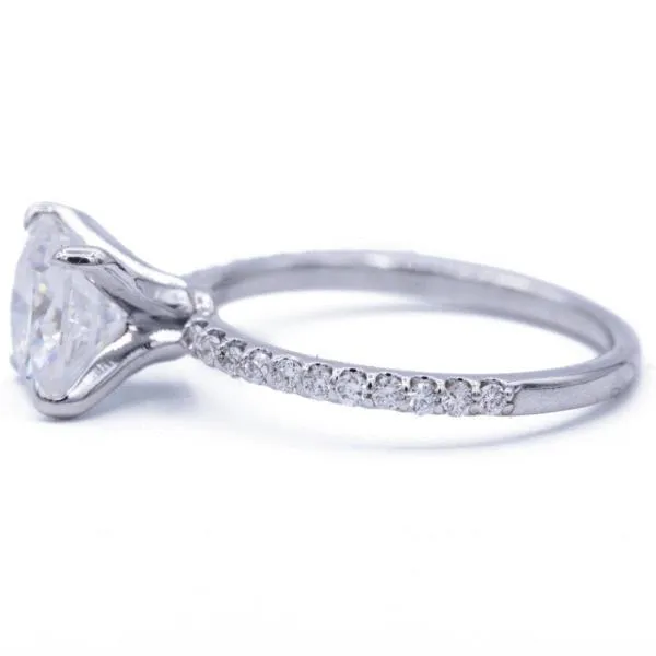Fire Brilliance Rings Cushion Moissanite 4 Claw Prongs Diamond Accent Ice Solitaire Ring