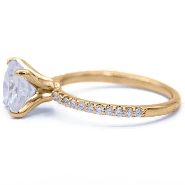 Fire Brilliance Rings Cushion Moissanite 4 Claw Prongs Diamond Accent Ice Solitaire Ring