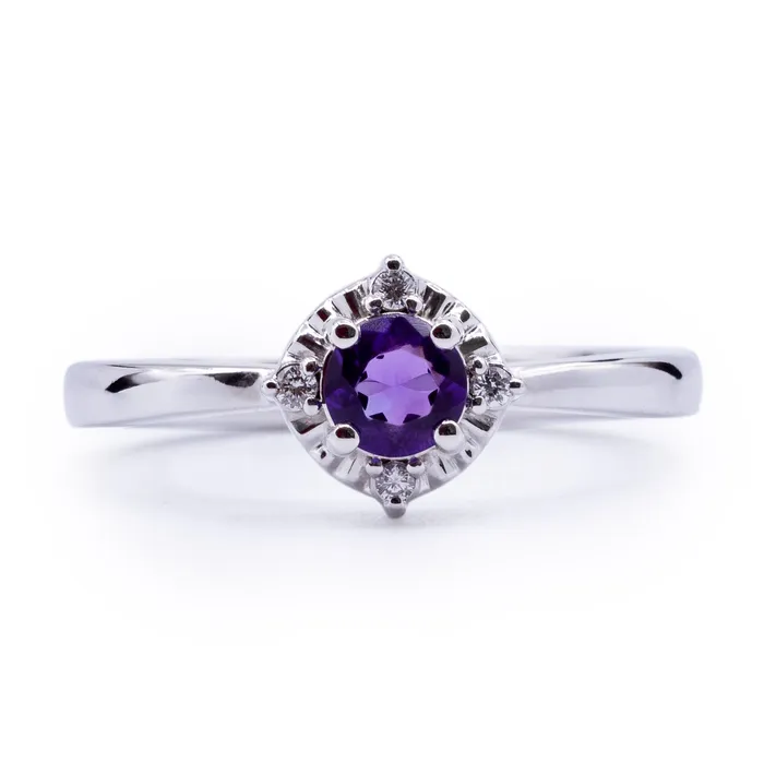 Fire Brilliance Rings Round Amethyst Setting with Vintage Halo Ring
