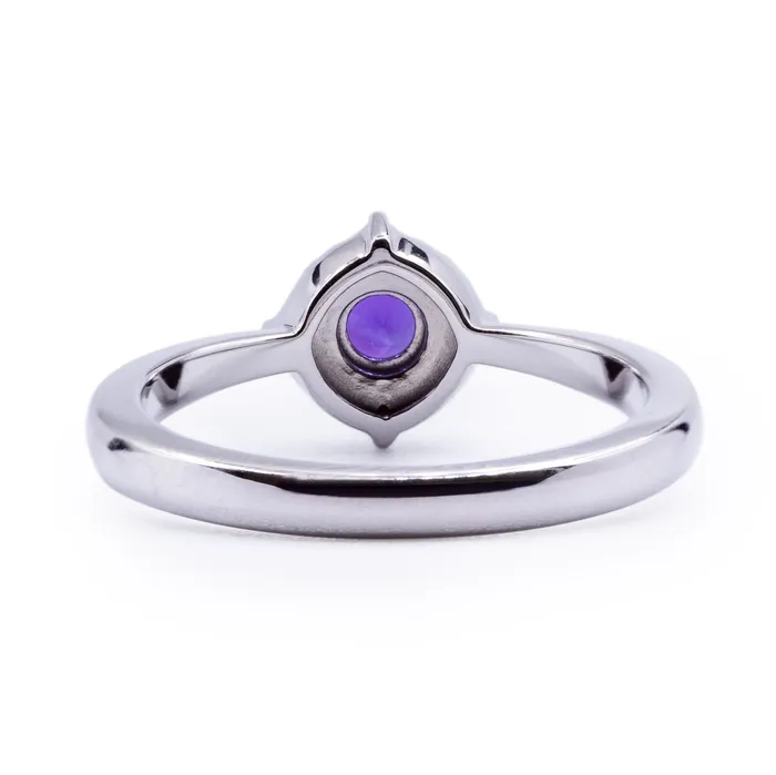 Fire Brilliance Rings Round Amethyst Setting with Vintage Halo Ring