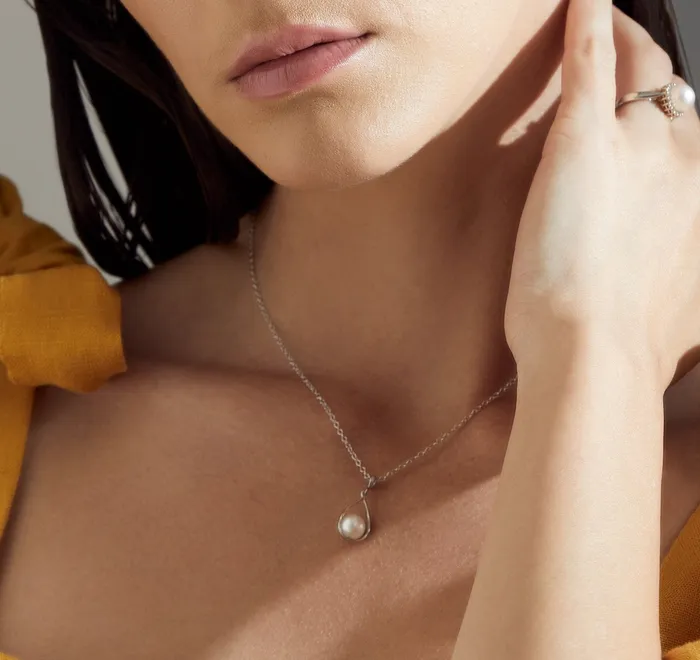 Freshwater Pearl Darling Pendant spt Necklaces