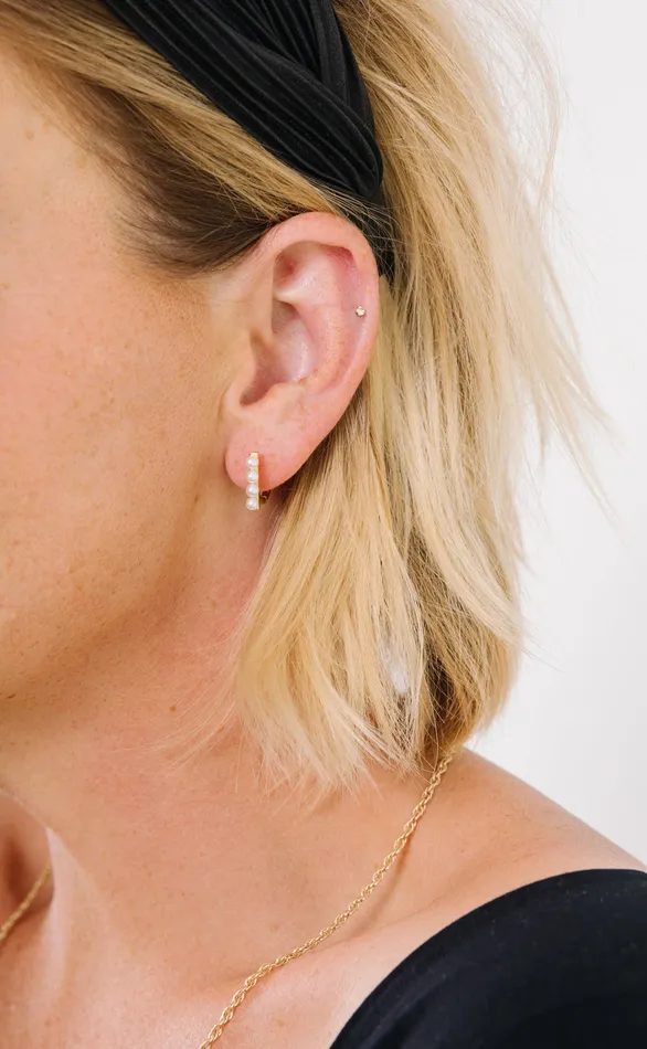 Gatsby Pearl Huggies Hey June Earrings