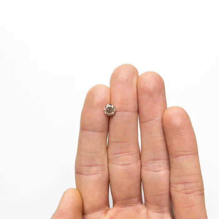 Misfit Diamonds Rings 124ct 654x651x446mm Round Brilliant 2000905