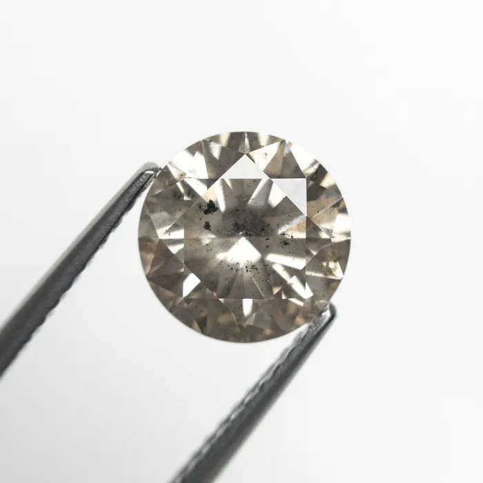 Misfit Diamonds Rings 212ct 828x827x503mm Round Brilliant 2001002
