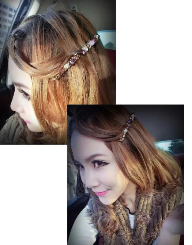 Necklaces 01 H110 Shades of Green Beaded Hair Clip
