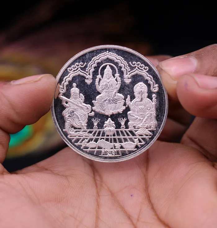 Necklaces 999 solid silver amazing Indian idol lord Ganesha laxmi and sarashwati print 20 grams coin amazing gifting and collcetible coin sst04 TRIBAL ORNAMENTS