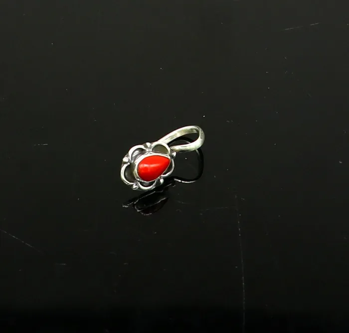 Necklaces Modern trendy stylish 925 sterling silver customized single coral nose pin best gift nose plug clipon nose pin fabulous party wear np110 TRIBAL ORNAMENTS Necklaces Modern trendy stylish 925 sterling silver customized single coral nose pin best gift nose plug clipon nose pin fabulous party wear np110 TRIBAL ORNAMENTS