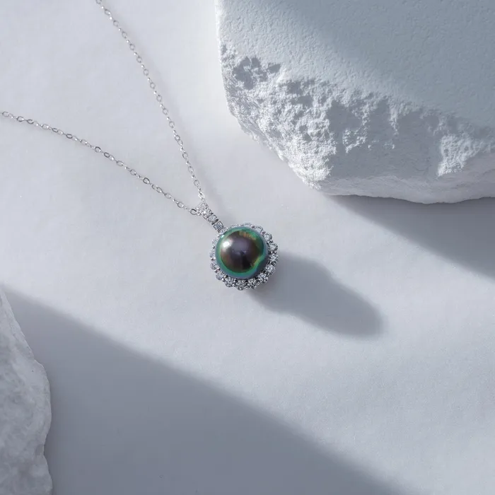 Necklaces Pearly Lustre 18K Solid Gold Saltwater Tahitian Pearl Necklace KN00156