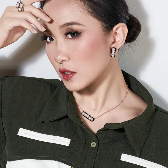 Necklaces Pearly Lustre Top Grade Freshwater Pearl Necklace WN00494 DECO