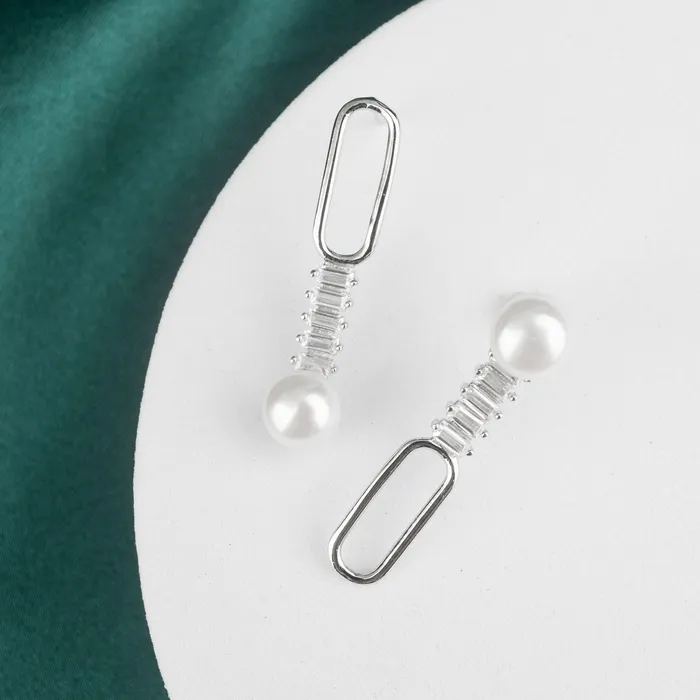 New Yorker Freshwater Pearl Earrings WE00158 Pearly Lustre Earrings