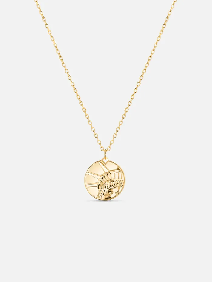 Nouvel Heritage Earrings Statue of Liberty PM Medallion in Yellow Gold