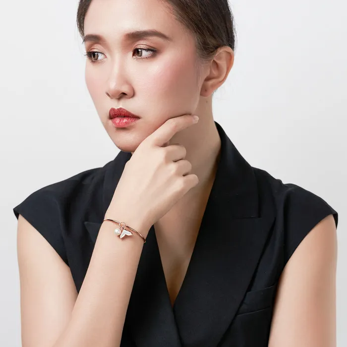 Pearly Lustre Bracelets New Yorker Freshwater Pearl Bracelet WB00227