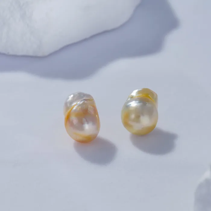 Pearly Lustre Earrings 18K Saltwater Baroque Pearl Earrings KE00141