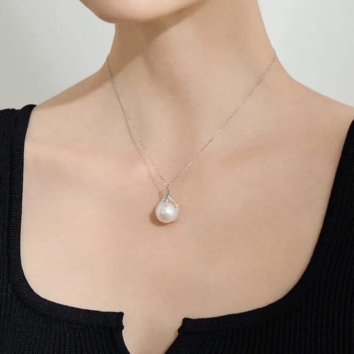 Pearly Lustre Necklaces 18K Solid Gold Australian White South Sea Pearl Necklace KN00038