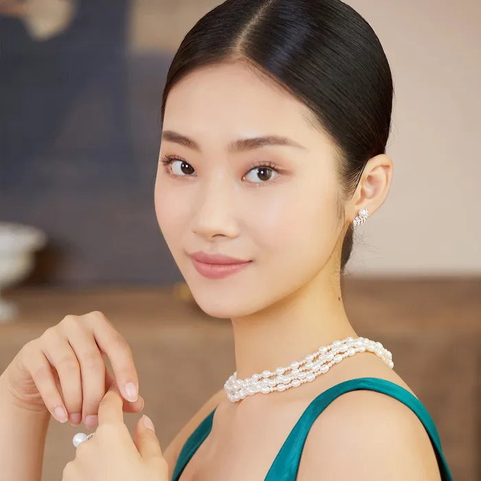 Pearly Lustre Necklaces New Yorker Freshwater Pearl Necklace WN00288