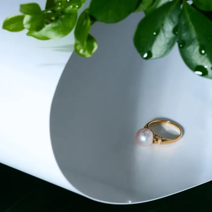 Pearly Lustre Rings 18K Solid Gold Diamond Top Grade Freshwater Pearl Ring KR00118