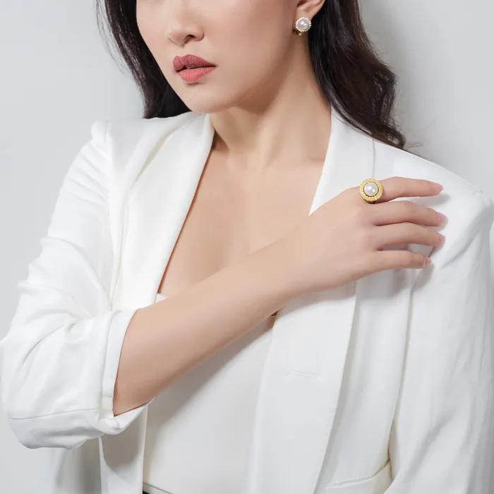 Pearly Lustre Rings New Yorker Freshwater Pearl Ring WR00054