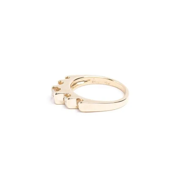 PreOwned Ladies Diamond Band STORE 5a Rings