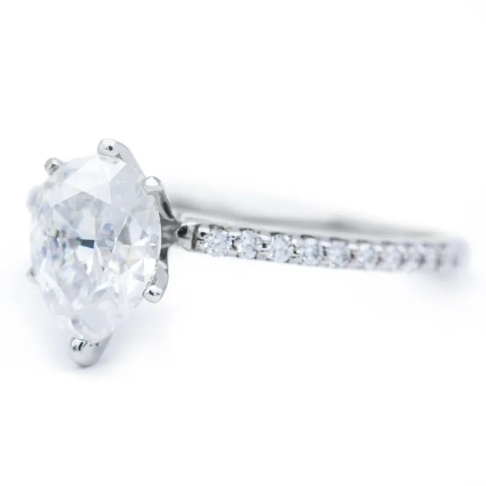 Rings Fire Brilliance Pear Crushed Ice Moissanite 6 Prongs Diamond Accent Ice Cathedral Solitaire Ring
