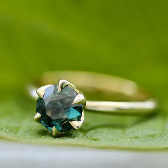 Rings Made By Gem Breakfast Faerie Circle Green Round Cut Sapphire Ring