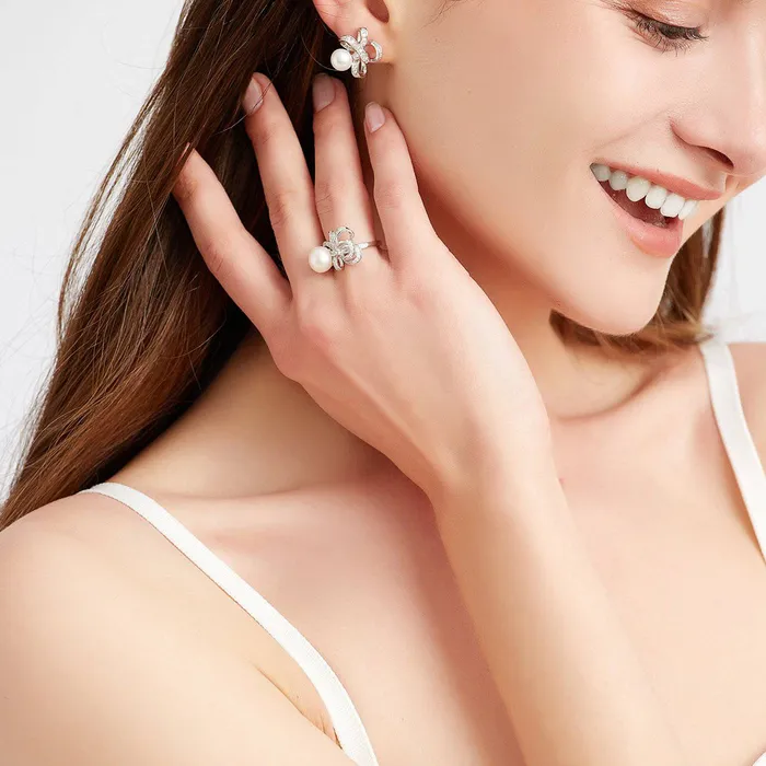 Rings Pearly Lustre Freshwater Pearl Ring WR00037 RIBBON