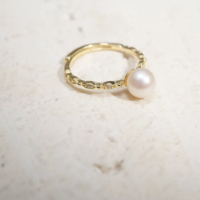 Rings Pearly Lustre New Yorker Freshwater Pearl Ring WR00104