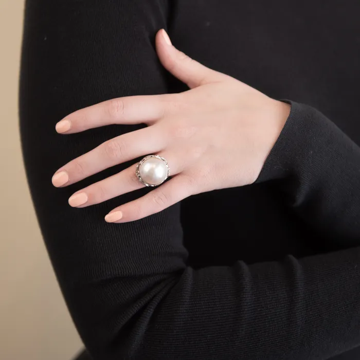 Rings STORE 5a PreOwned Pearl Statement Ring