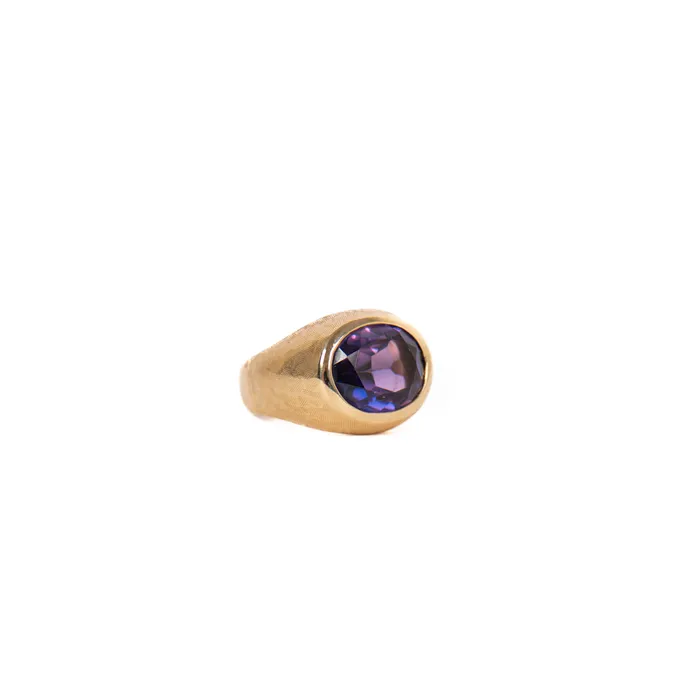 STORE 5a Rings PreOwned Oval Amethyst Ring