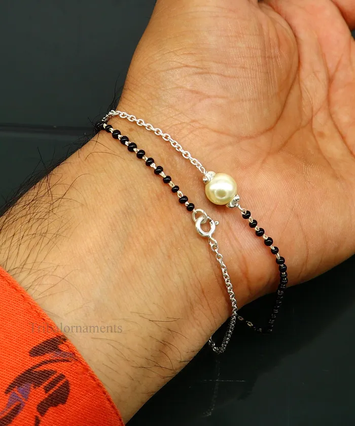 TRIBAL ORNAMENTS Necklaces 925 sterling silver black beads chain necklace gorgeous small pearl pendant traditional style chain beaded mangalsutra necklace set229