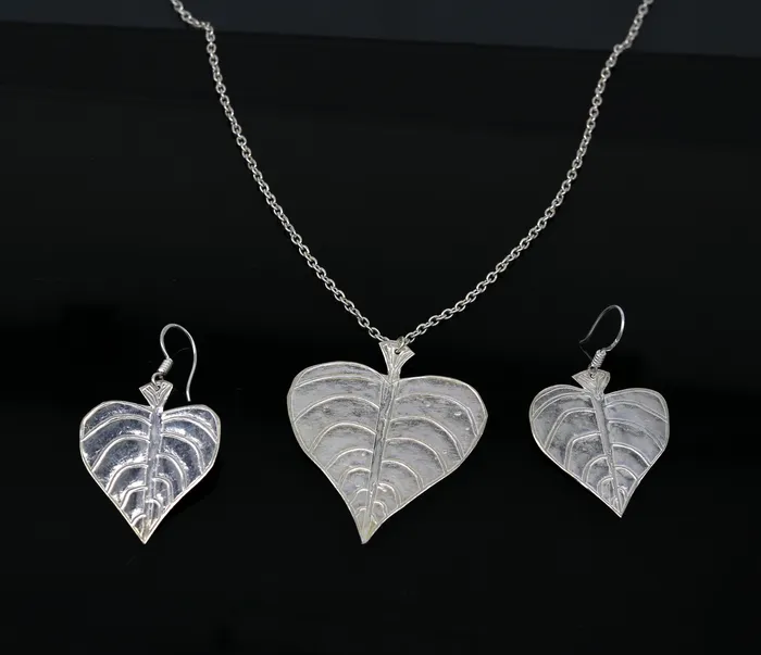 TRIBAL ORNAMENTS Necklaces 925 sterling silver heart shape peepal tree leaves pendant necklace and hoops earring customized brides jewelry belly dance jewelry nec68