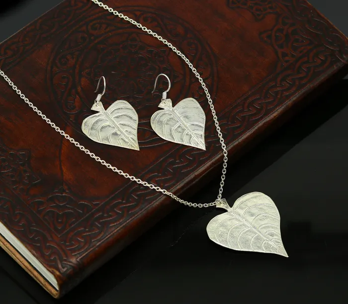 TRIBAL ORNAMENTS Necklaces 925 sterling silver heart shape peepal tree leaves pendant necklace and hoops earring customized brides jewelry belly dance jewelry nec68
