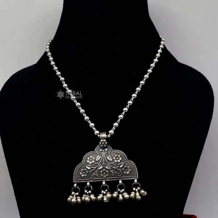 TRIBAL ORNAMENTS Necklaces India traditional cultural style handmade 925 sterling silver chitai work pendant with silver beaded necklace best for all outfit set695