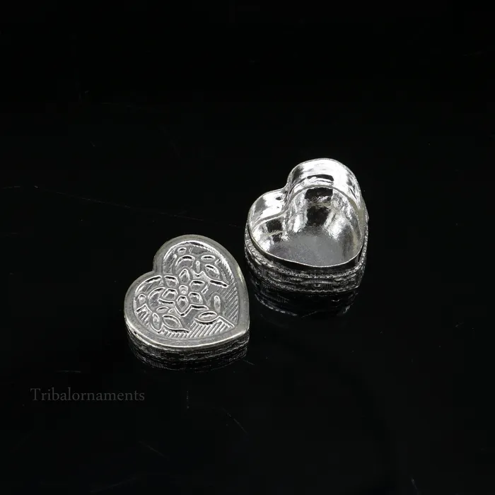 TRIBAL ORNAMENTS Rings 925 sterling silver trinket box kajal boxcasket box bridal heart shape box collection container box eyeliner box gifting art stb172 TRIBAL ORNAMENTS Rings 925 sterling silver trinket box kajal boxcasket box bridal heart shape box collection container box eyeliner box gifting art stb172
