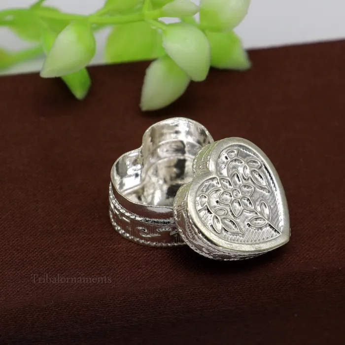 TRIBAL ORNAMENTS Rings 925 sterling silver trinket box kajal boxcasket box bridal heart shape box collection container box eyeliner box gifting art stb172