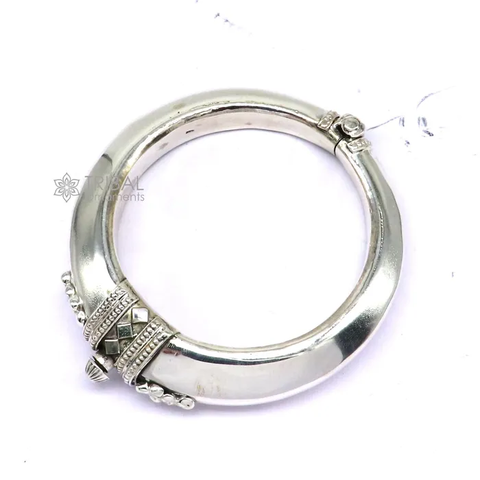 Unique vintage design 925 sterling silver vintage plain design handmade bangle bracelet kada cuff bracelet ethnic Banjara jewelry nsk732 TRIBAL ORNAMENTS Bracelets Unique vintage design 925 sterling silver vintage plain design handmade bangle bracelet kada cuff bracelet ethnic Banjara jewelry nsk732 TRIBAL ORNAMENTS Bracelets