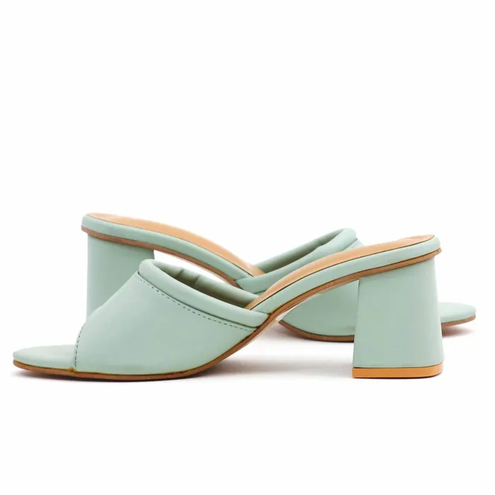 Walkeaze Necklaces Women Formal Block Heel 62134S