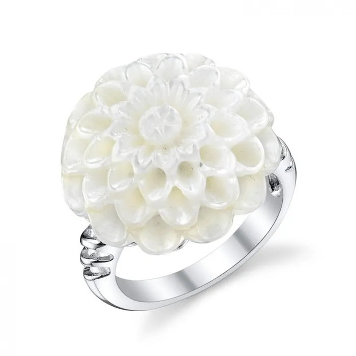 White Freshwater Cultured Mother of Pearl Ring spt Rings
